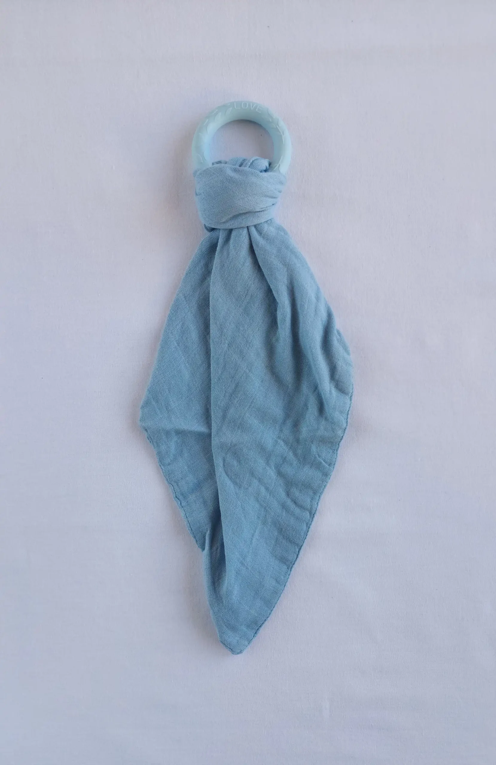 Silicone teether with bamboo baby comforter cloth - Light blue
