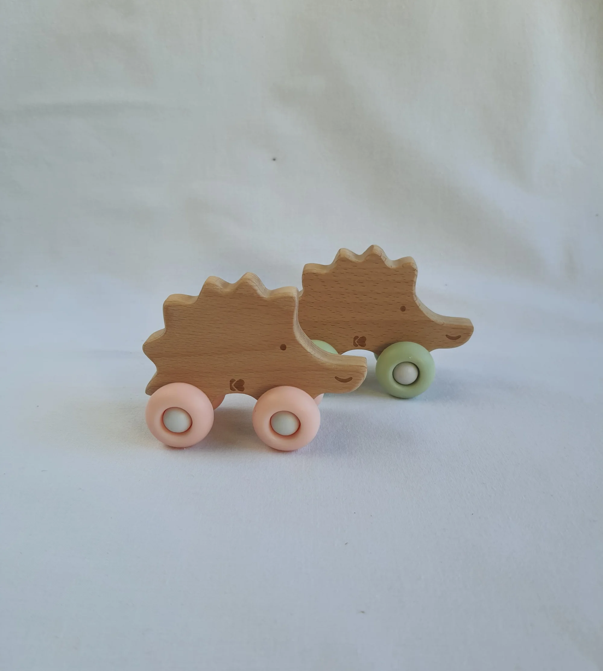Wooden toy with silicone teether Hedgehog - Pink - Image 3